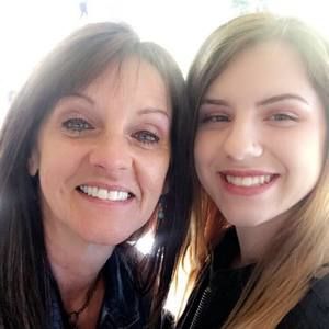 Meet your Posher, Kim